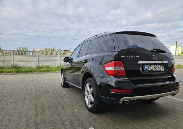 Mercedes-Benz ML cena 49900 przebieg: 280000, rok produkcji 2009 z Kołobrzeg małe 92